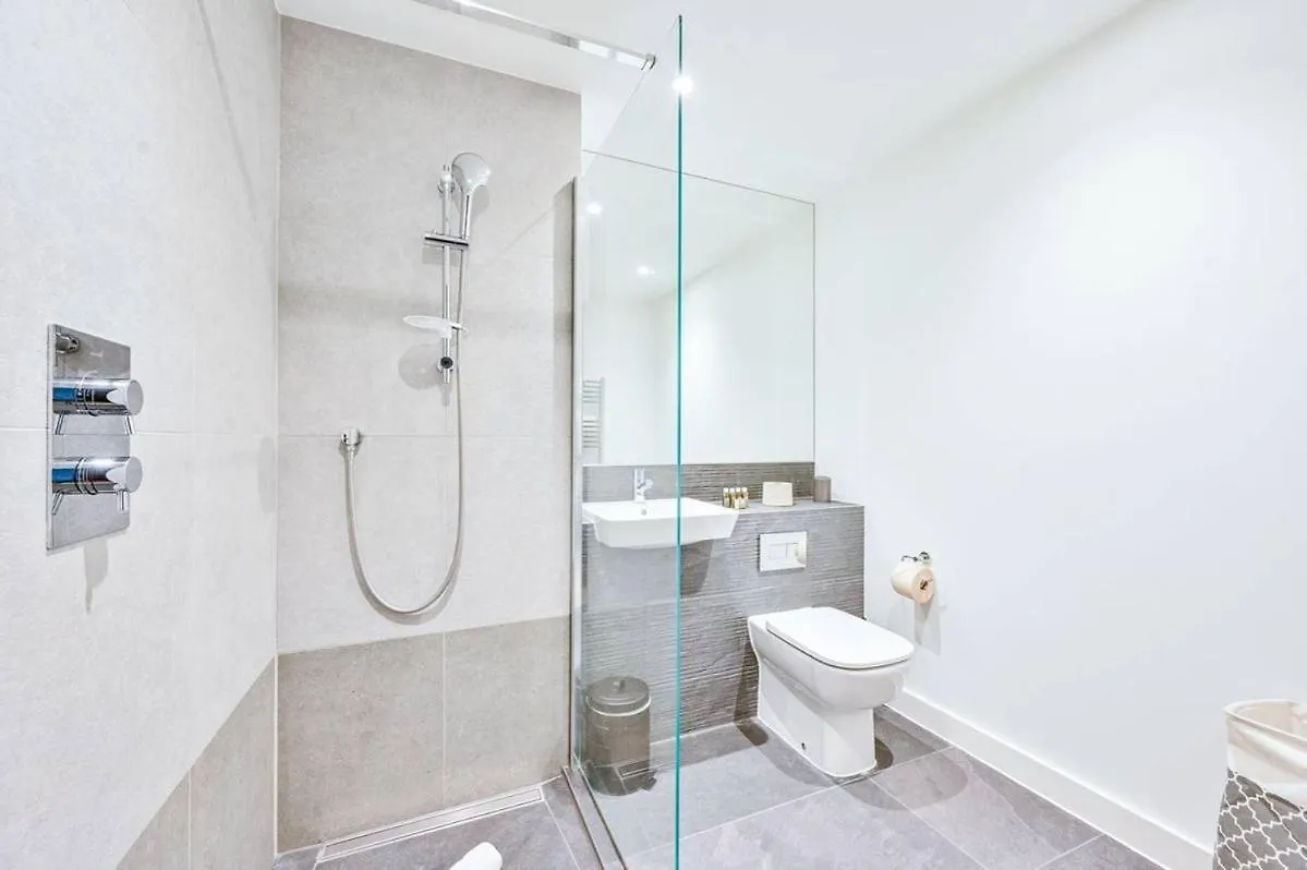 Apartment Sky Studio Near O2, Olympic Stadium Canary Wharf London United Kingdom
