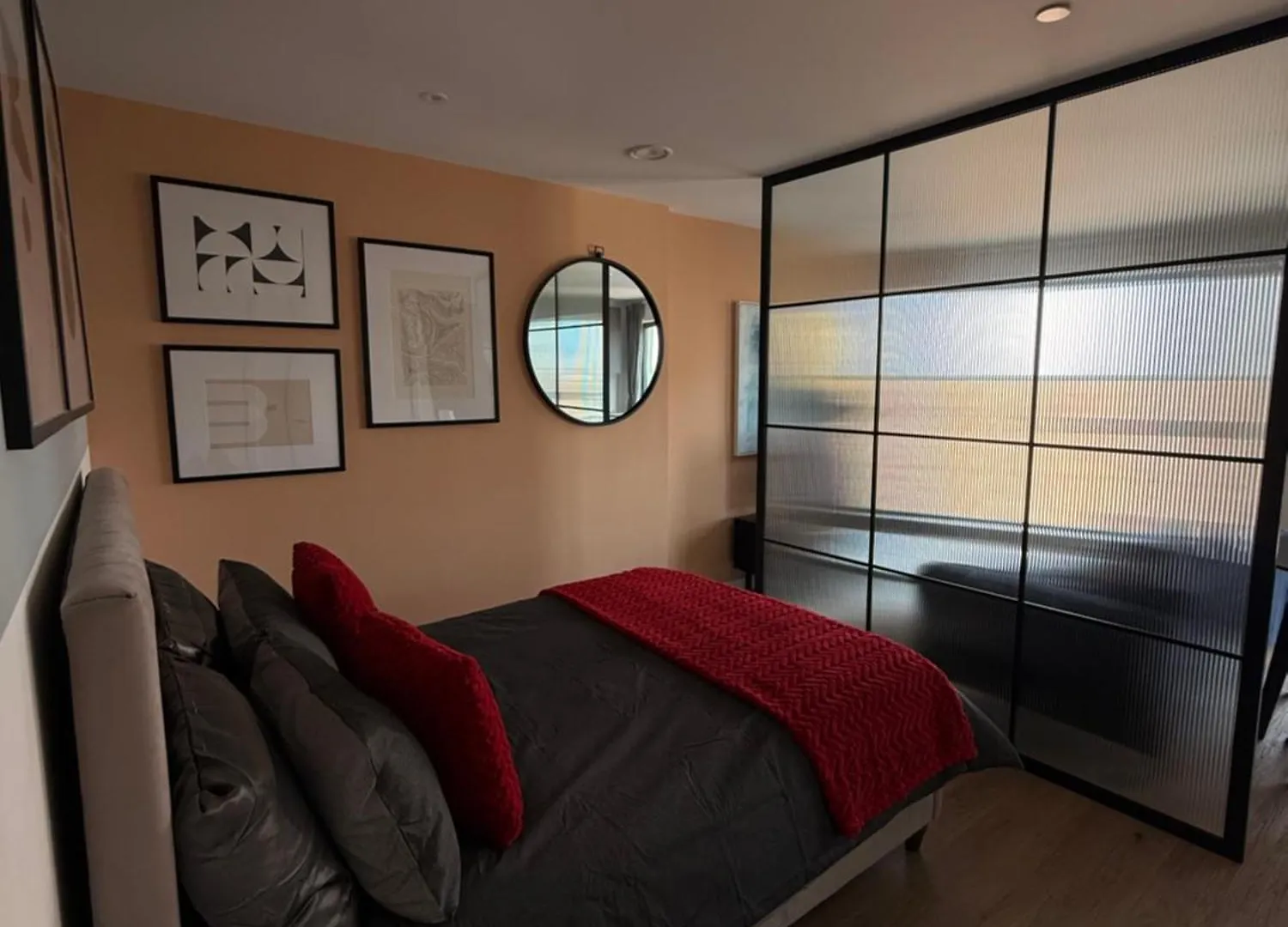 Sky Studio Near O2, Olympic Stadium Canary Wharf London Apartment