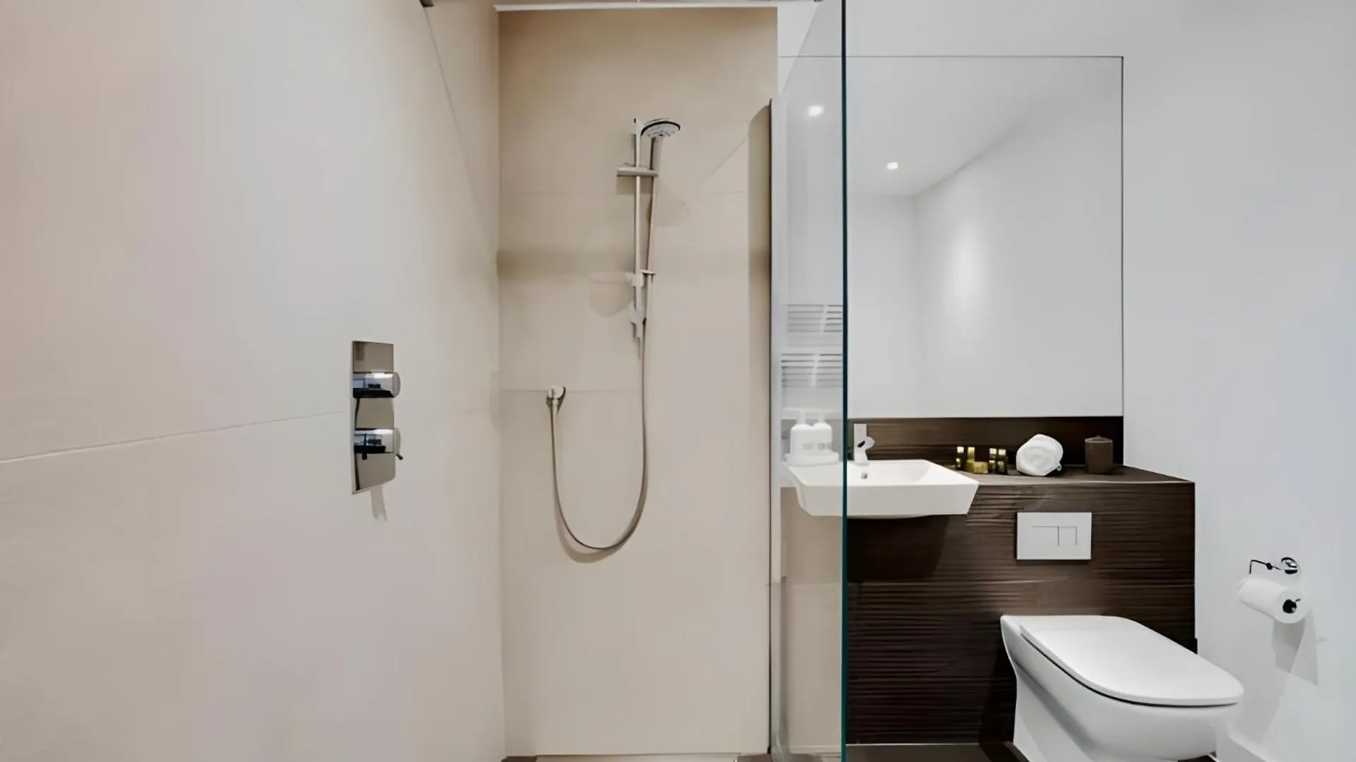 Apartment Sky Studio Near O2, Olympic Stadium Canary Wharf London
