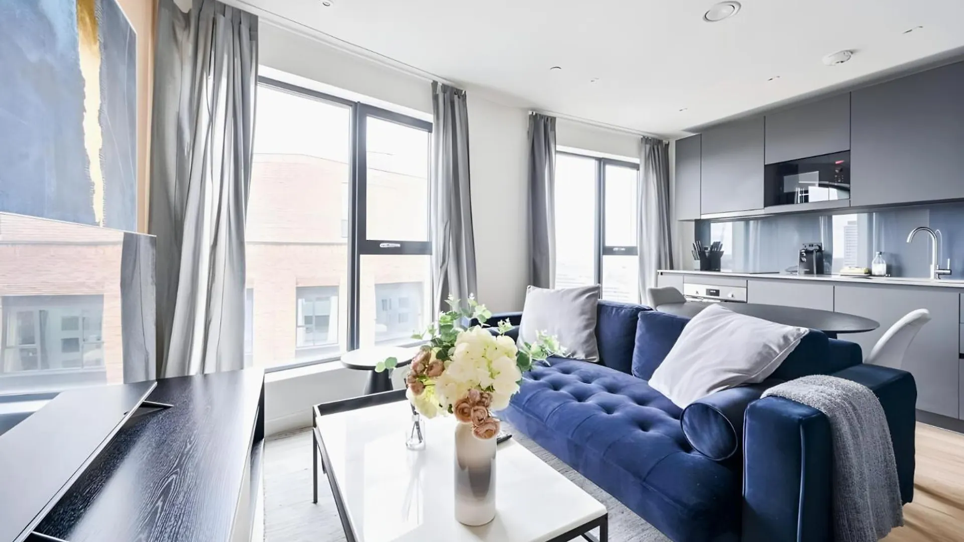 Apartment Sky Studio Near O2, Olympic Stadium Canary Wharf London