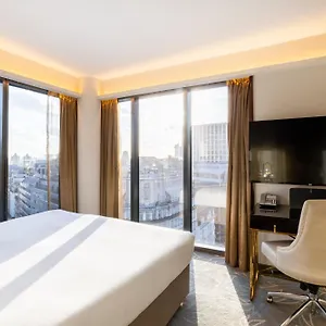 Hotel Saint, London