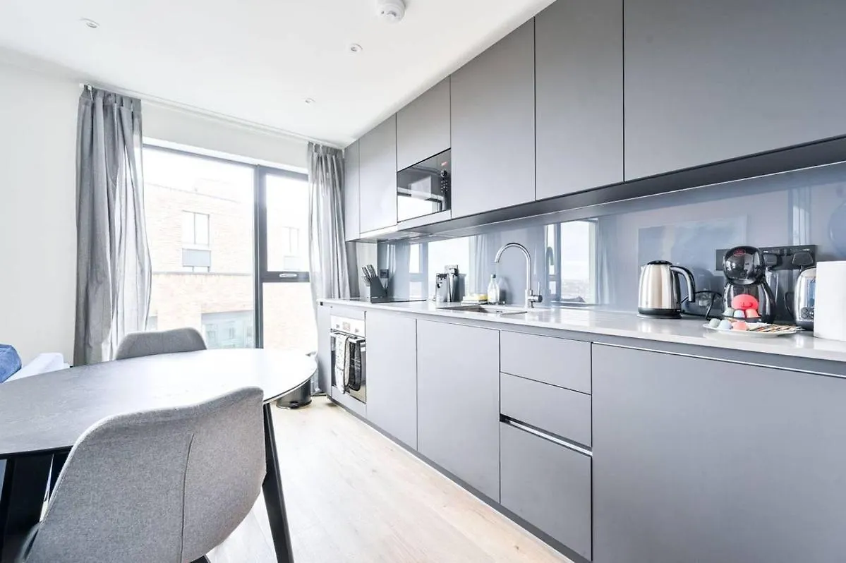Sky Studio Near O2, Olympic Stadium Canary Wharf 런던