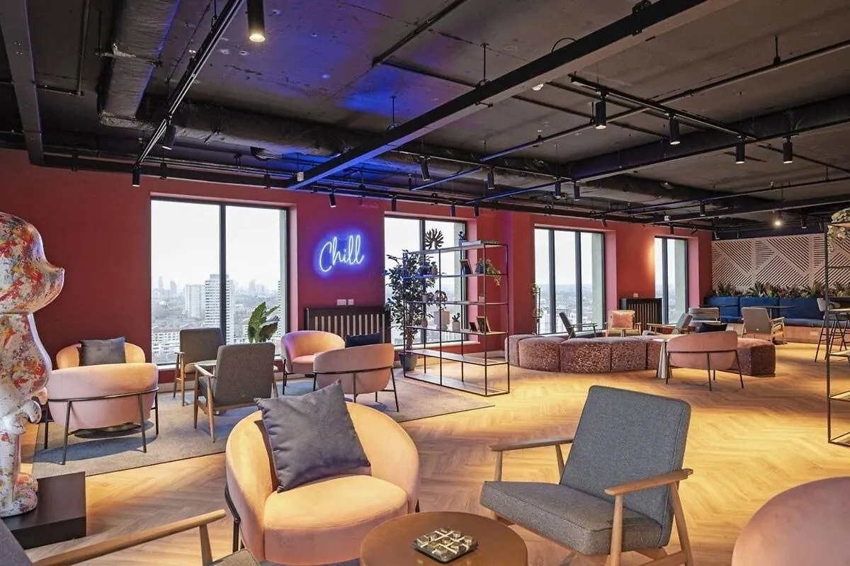Sky Studio Near O2, Olympic Stadium Canary Wharf London Storbritannien
