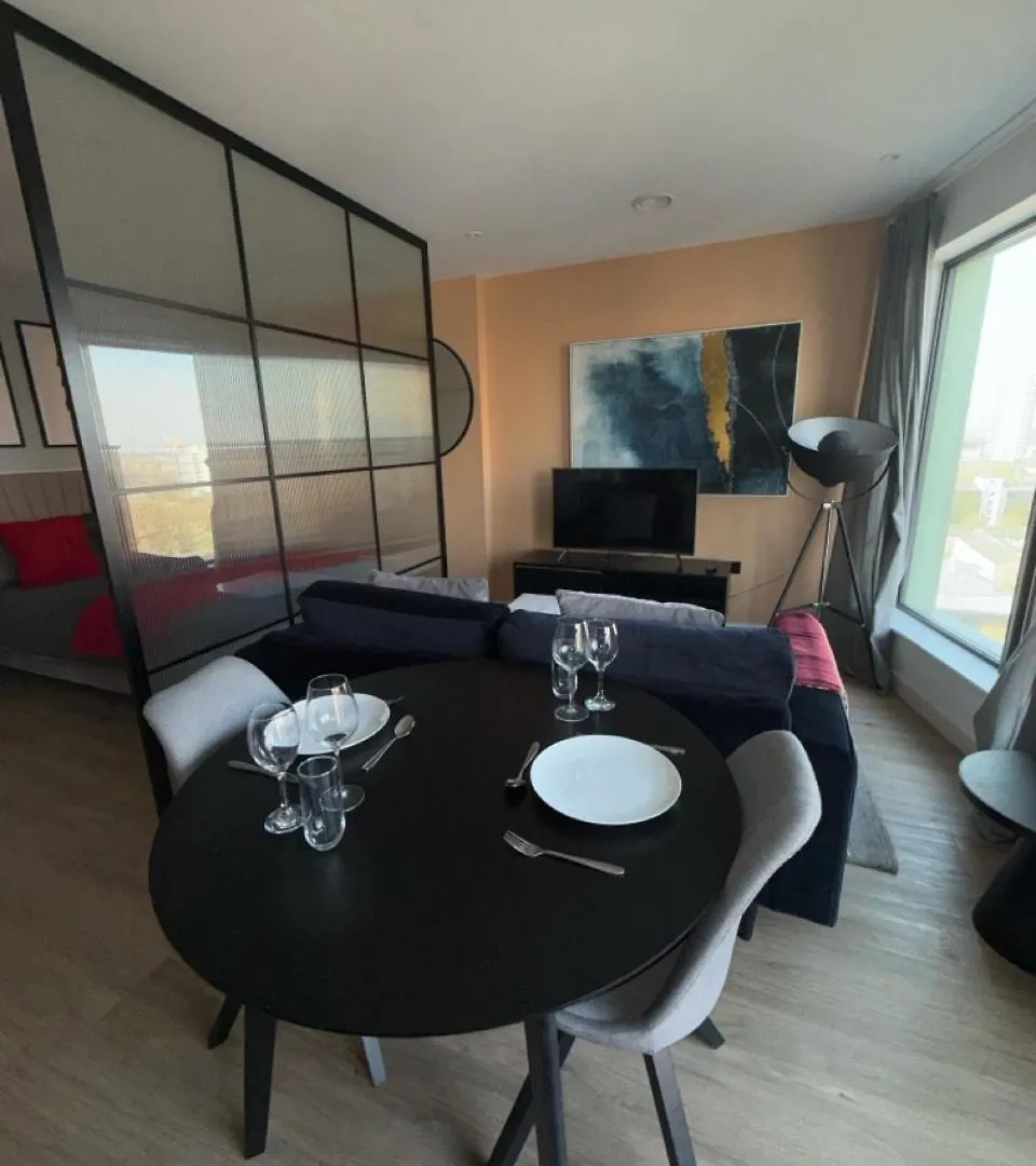 Sky Studio Near O2, Olympic Stadium Canary Wharf London 0*,